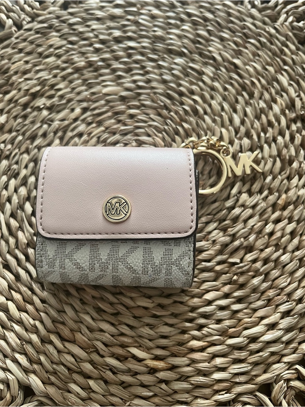 Michael Kors Ballet Pink/cream Air Pod Case